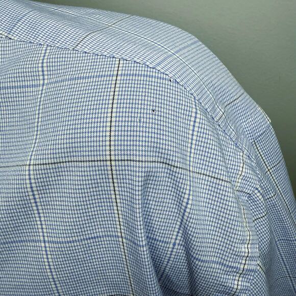 Van Heusen Flex Regular Fit Stretch Button Up Size 2XL - Picture 3 of 6